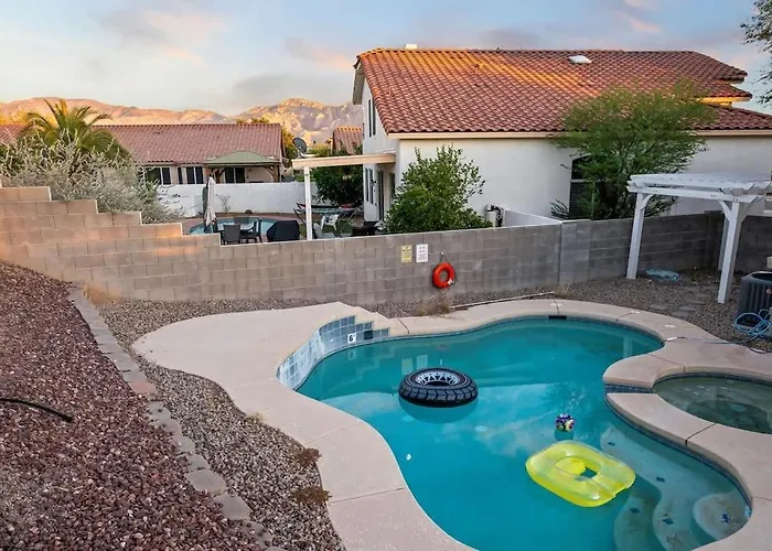 Pool Oasis Sleeps 8 Dom wakacyjny