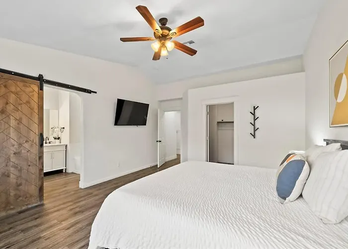 Pool Oasis Sleeps 8 Dom wakacyjny Oro Valley